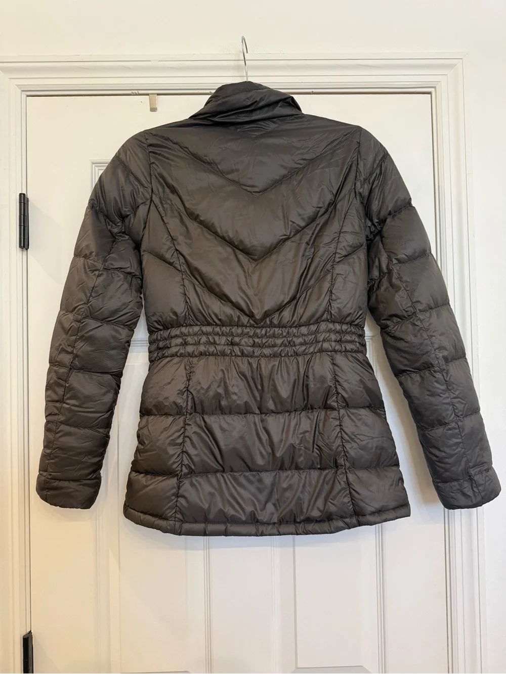 Athleta Banner Peak Down Jacket Arbor Olive Puffer Coat XXS - Picture 4 of 10
